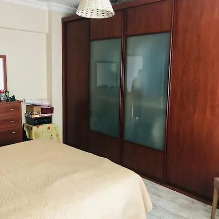 Luxurious And Peaceful Large Apartamento