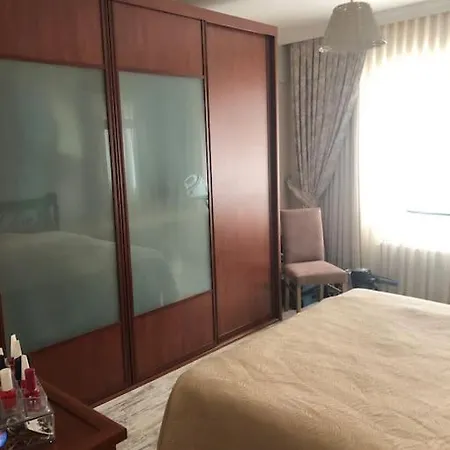 Luxurious And Peaceful Large