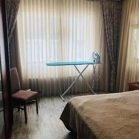 Luxurious And Peaceful Large